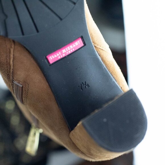 Isaac Mizrahi Gabina Suede Boots Booties 7.5 - Picture 8 of 11